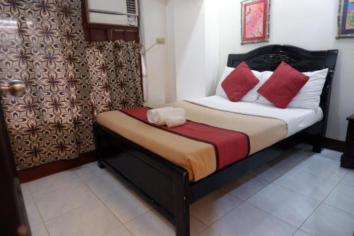 Roger's Place Hotel