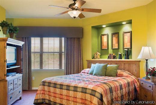 Hotel The Falls Village
