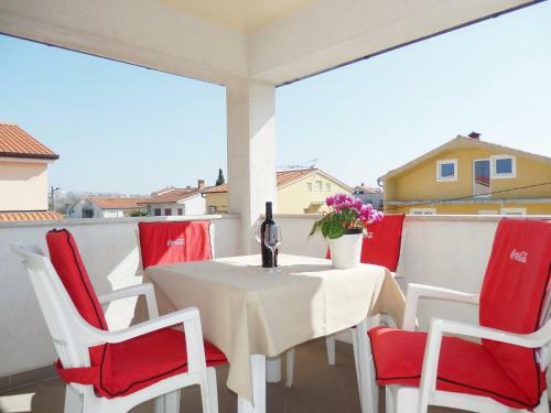 Apartments Med - With Terrace