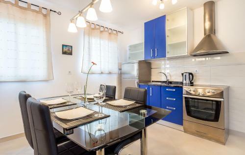 Modern & Comfy Apartment Marko