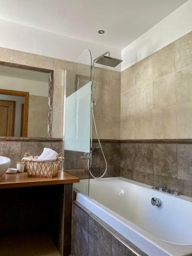 Villa 8 Personnes, Piscine Chauff�e