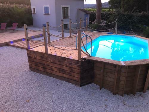 Villa Les Cents Cypr�s