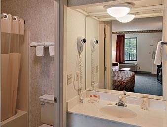 Motel Days Inn Hendersonville
