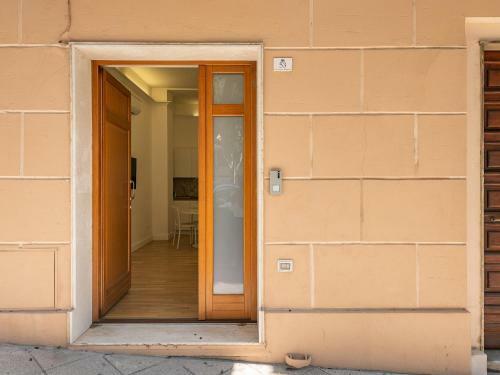 Queen Margaret Apartment - City Centre