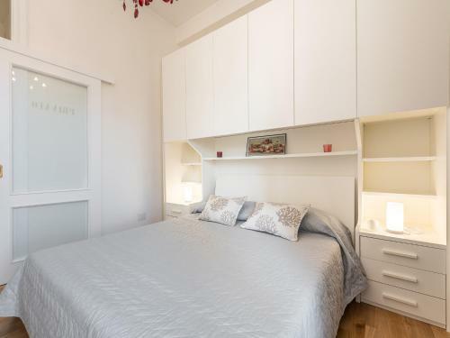 Queen Margaret Apartment - City Centre