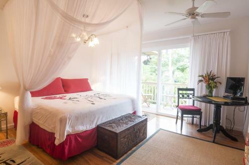 Hale Ho'o Maha Bed And Breakfast