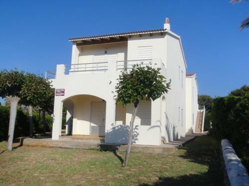 Apartamentos Rayma I-ii-iii