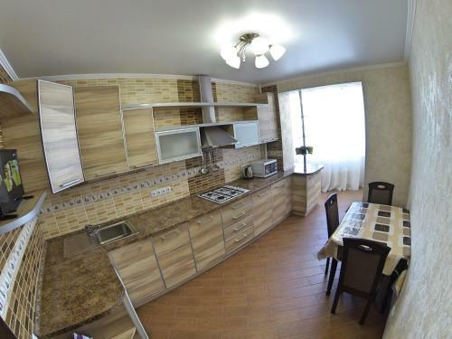 Apartment On Kyivska Street 2953