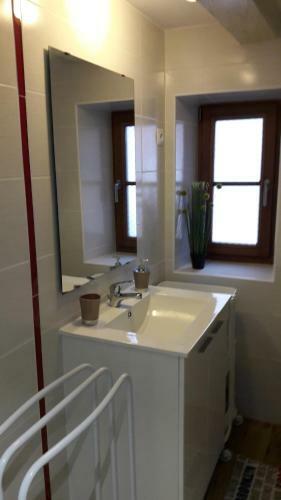 Apartamento Comme Une Tour Dans Le Centre Historique