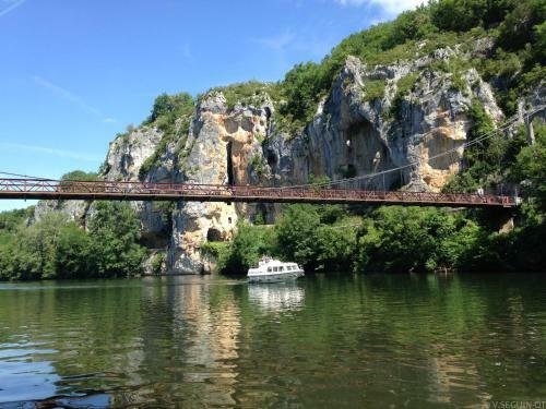 Bouzies Lot Valley Gite
