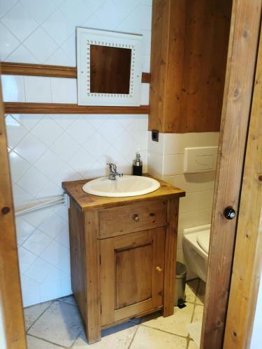 Chalet Jacuzzi, Sauna Proche Courchevel 8/10 Pers