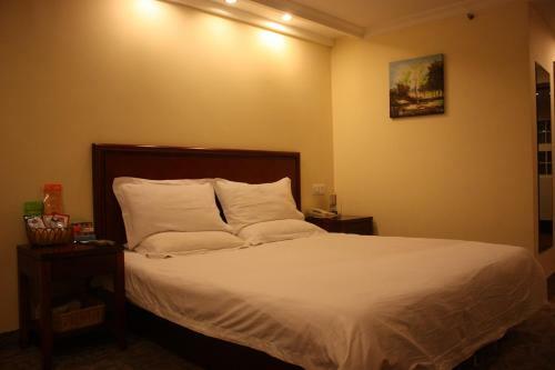 Greentree Inn Shanghai Wuning Road Business Hotel