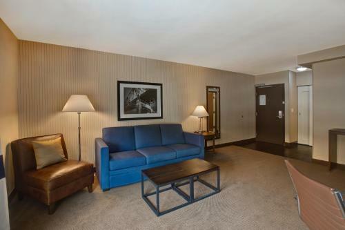 Hotel Four Points By Sheraton Peoria Downtown