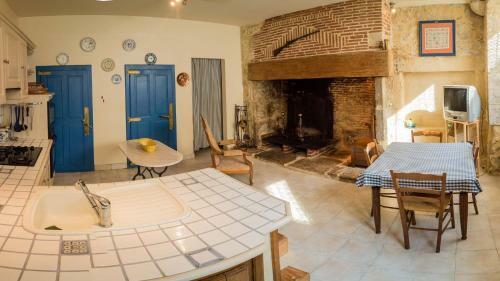 Historical House With Character, Calm And Space