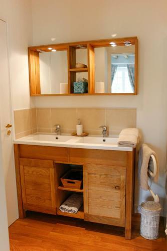 Bed & Breakfast Chambres D'h�tes Le Bas Manoir