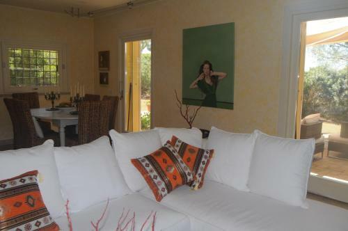 Villa Con Piscina A Carloforte
