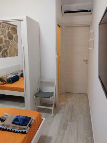 Hostal Green And Orange Rooms