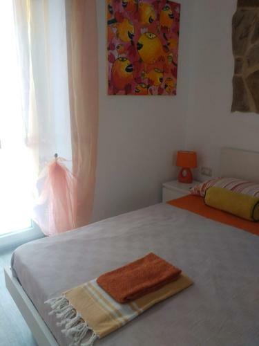 Hostal Green And Orange Rooms