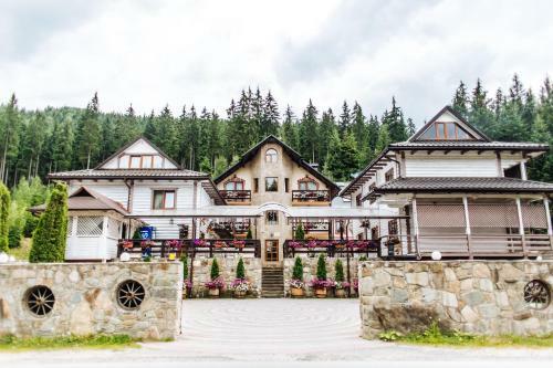 Hotel Vedmezhyi Dvir