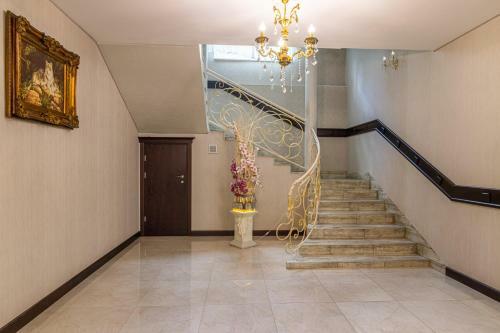 Hotel Pid Strihoju
