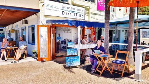 Ultimate Coastal Boaties Escape/lemon Tree Passage