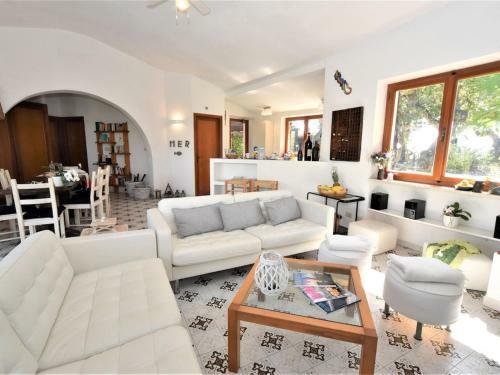 Scenic Holiday Home In Capoliveri With Swimming Pool