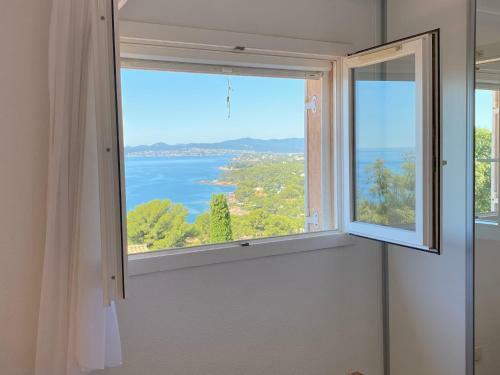 Panorama Domaine Vue Mer Acc�s Piscine