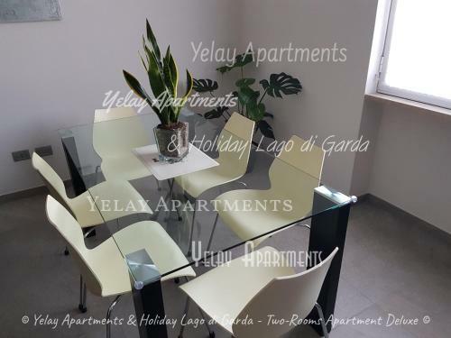 Yelay Apartments & Holiday Lago Di Garda