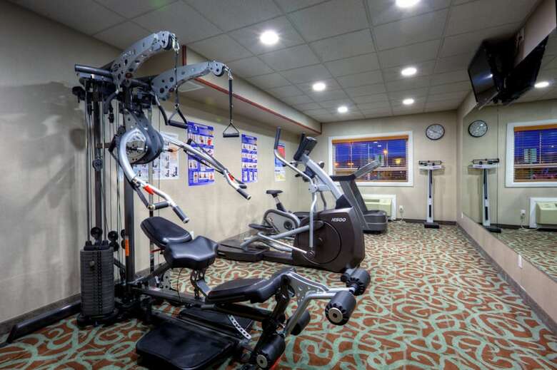 Hotel Holiday Inn Express And Suites Dawson Creek