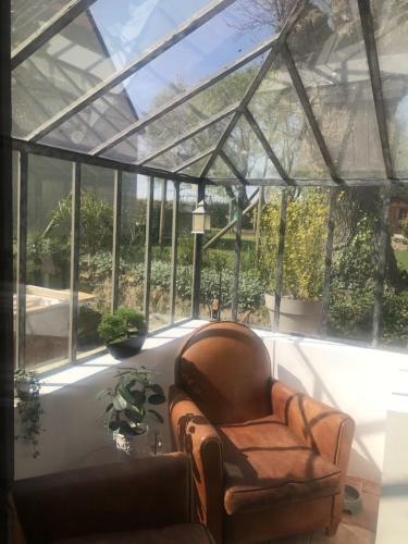 Charmante Chaumi�re Au Coeur de La Bri�re