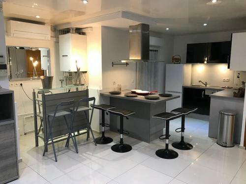 Villa Magnifique Maison Situ�e � 14 Km De La Tour Eiffel
