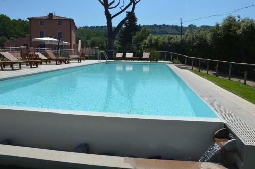 Apartamento Le Bozze "casa Olivo"con Piscina, Wi-fi
