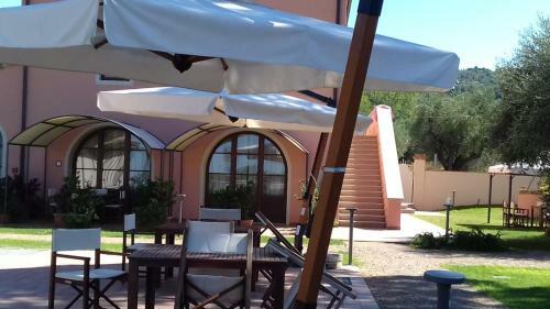 Apartamento Le Bozze "casa Olivo"con Piscina, Wi-fi