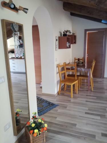 Apartamento Mansarda Con Terrazzo Arredato