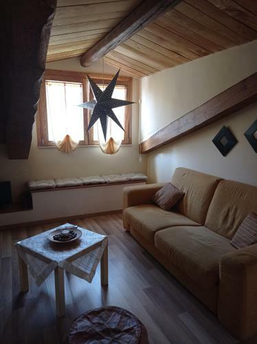 Apartamento Mansarda Con Terrazzo Arredato