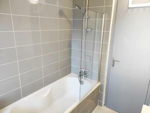 Maison Avec Jardin En Centre Ville - Proche Gare