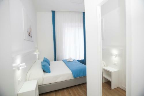 Hostal Mediterranean Rooms