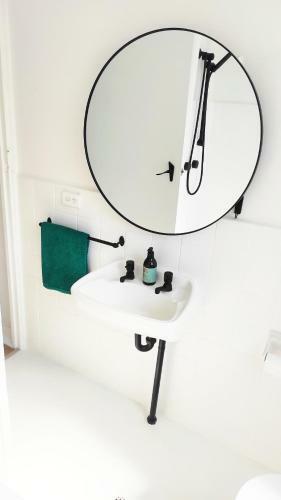 Leichhardt Stylish 2bedroom Apartment