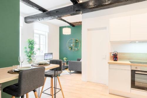 Vieux Lille - Nice Apartment Renovated With Character !