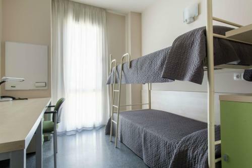 Hostal Residencia Damia Bonet