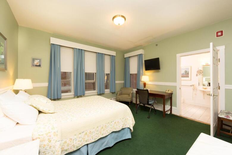 Bed & Breakfast Irving House At Harvard