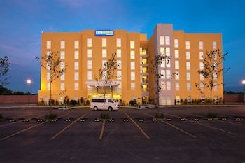 Hotel City Express Poza Rica