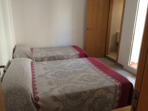 Apartamentos Turisticos Sant Boi