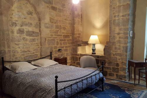 Maison Du Xv�me Au C?ur Du Village M�di�val
