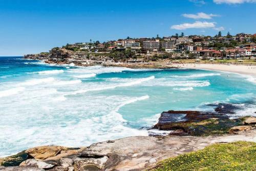 Bron455b - Bronte Beach House With Ocean Views