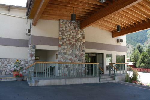 Motel Caravan Inn