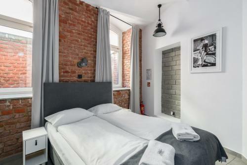 Apartments Strza?owa Old Town By Renters