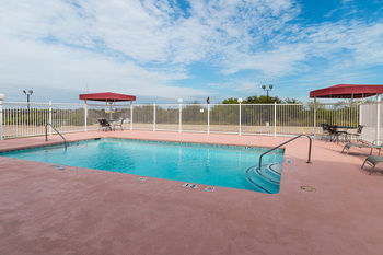 Hotel Baymont Inn And Suites Temple