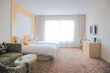 Shanghai Baron Business Bund Hotel