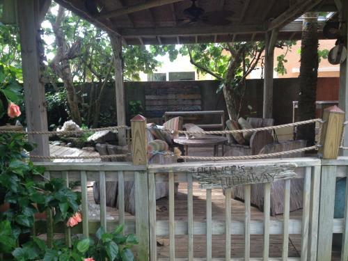 Beach Place Guesthouses